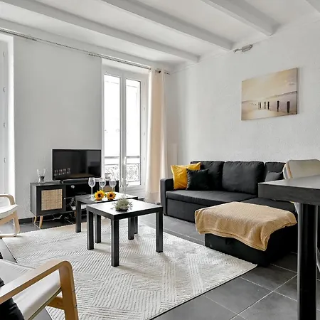 Cosy A Deux Pas De La Joliette Apartment